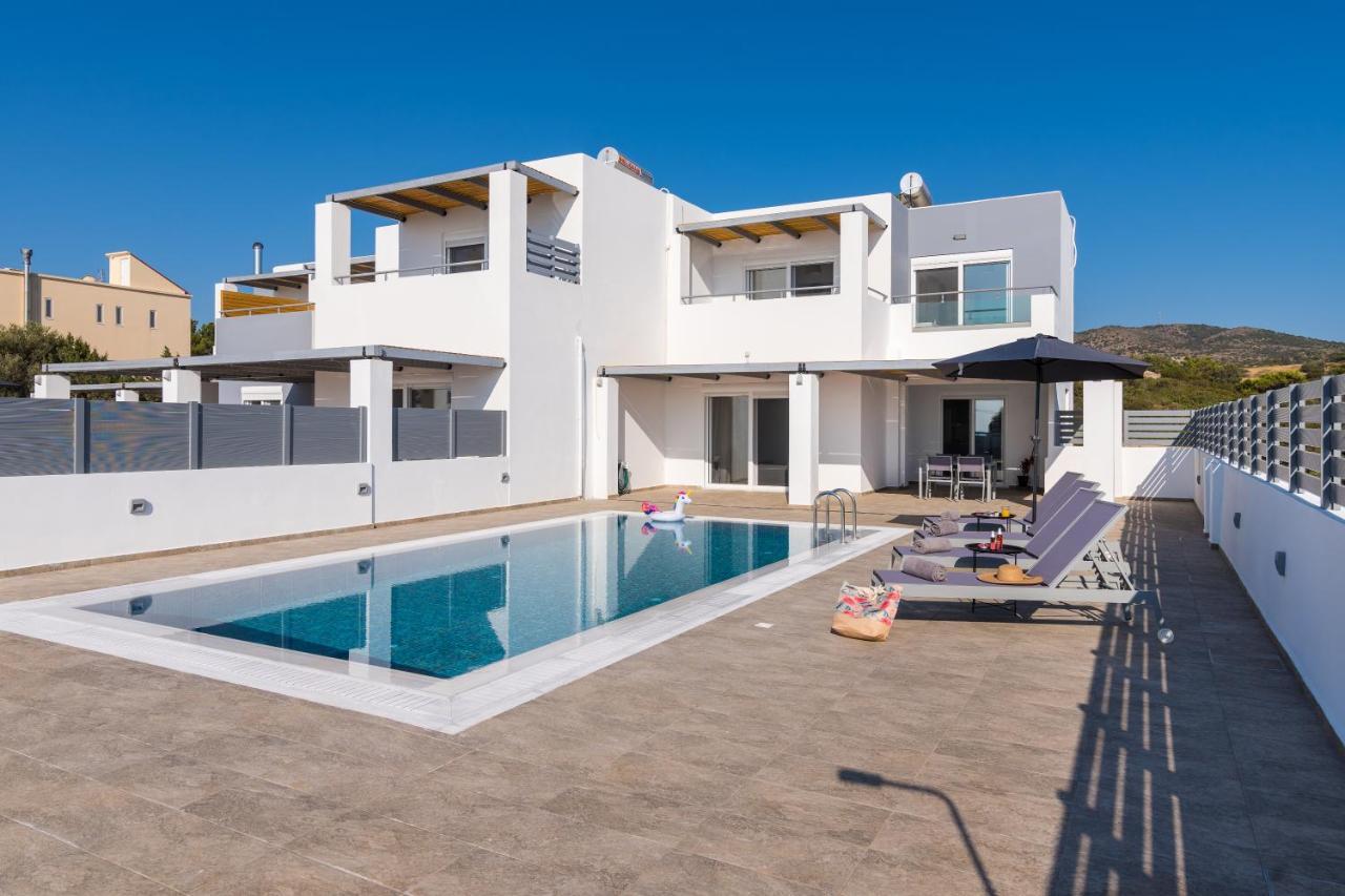South Beach Villas เกนนาดี ภายนอก รูปภาพ