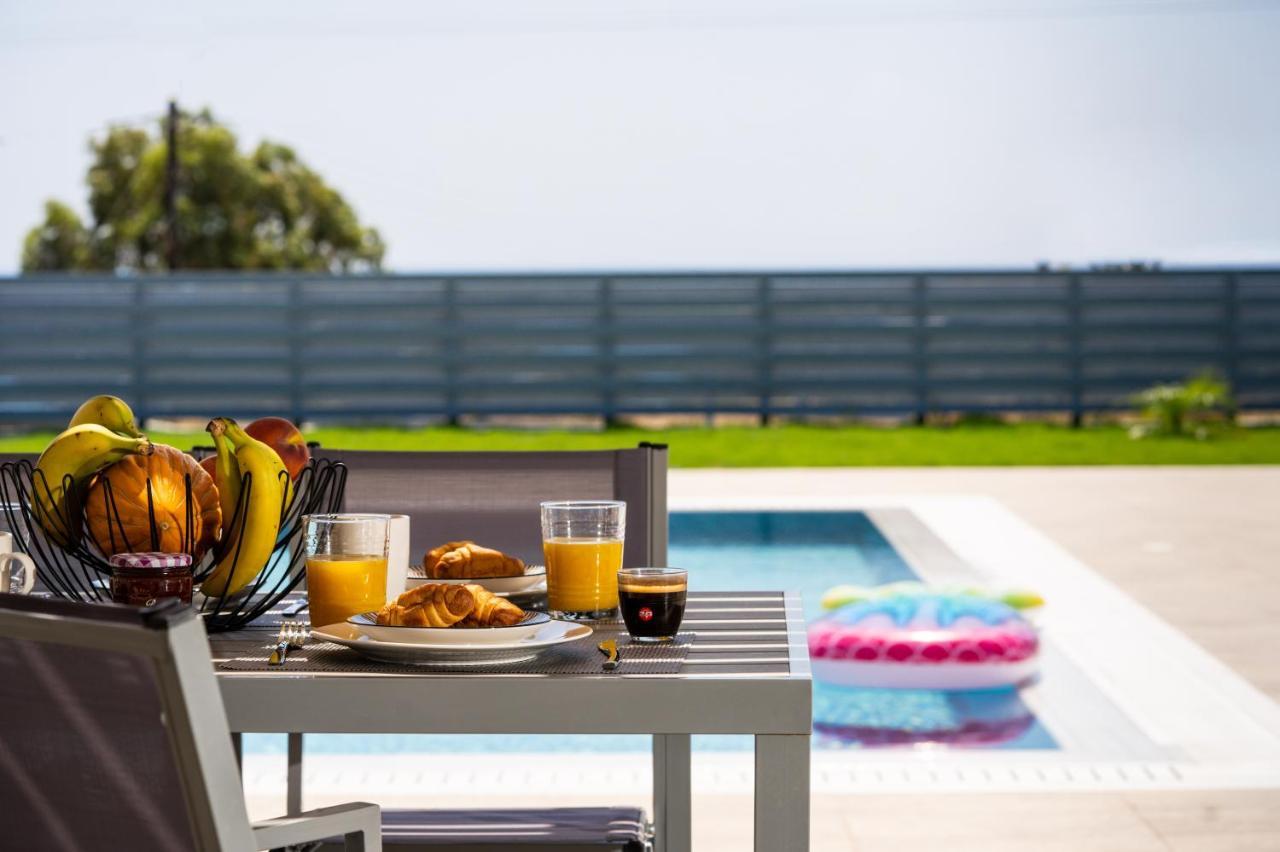 South Beach Villas เกนนาดี ภายนอก รูปภาพ
